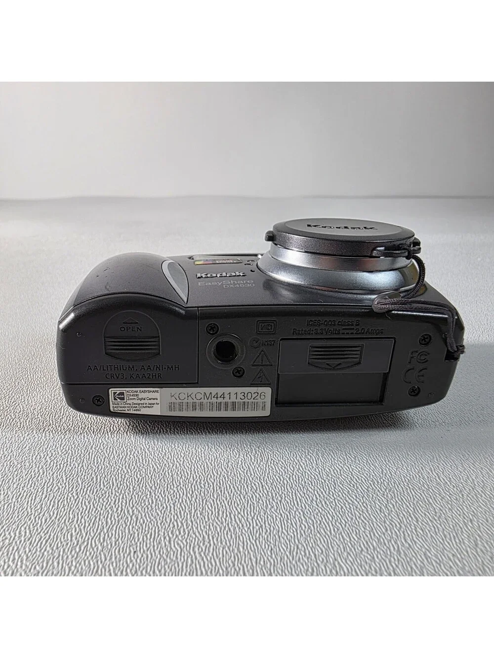 Kodak EasyShare DX4530 5.0MP Digital Point & Shoot Camera 3x Optical